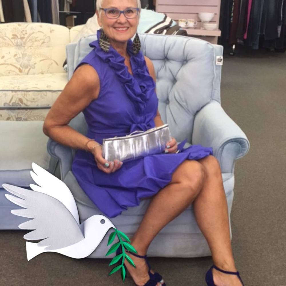 Meet your Posher, Gloria
